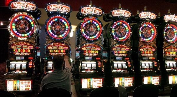 Choosing a Slot Machine